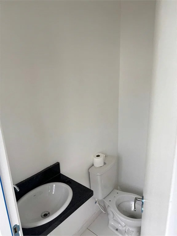 Casa à venda com 2 quartos no condomínio Sindona Parque 1, Cotia - SP