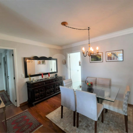 Apartamento à venda com 3 quartos, sendo 1 suíte,  em Alto da Boa Vista, São Paulo, SP