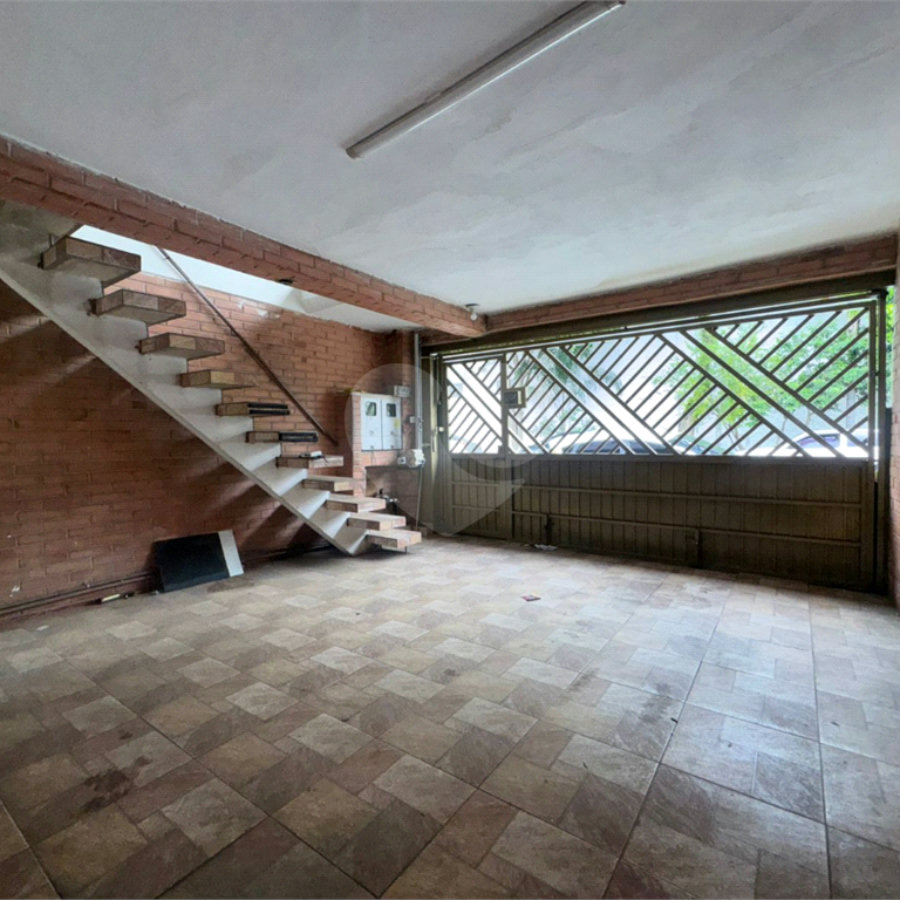 Sobrado para venda em Vila Antonieta com 4 quartos , 180m²