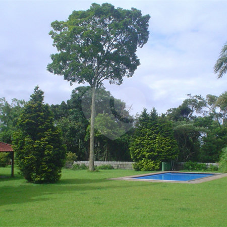 Casa à venda no Pico do Olho D'água em Mairiporã