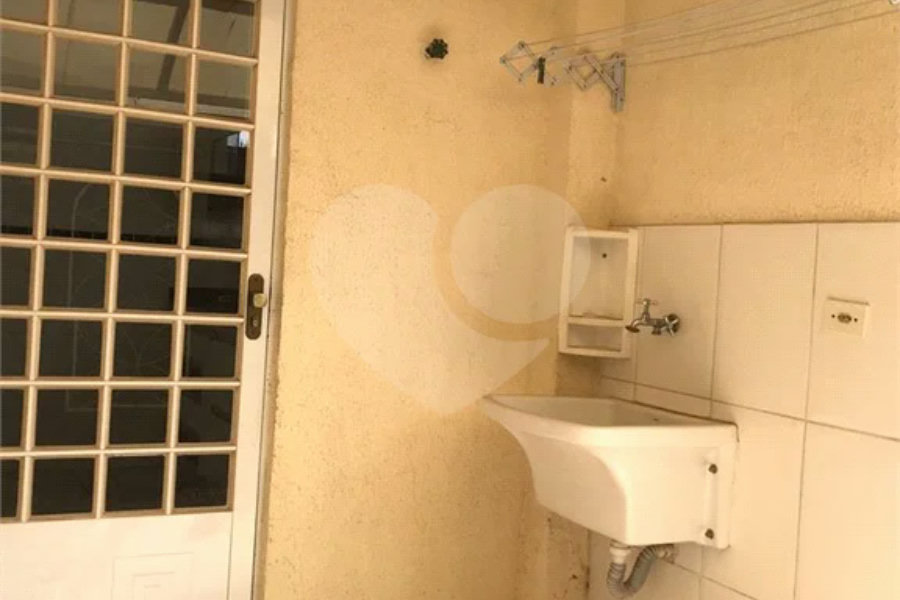 Aconchegante Casa à venda em Piracicaba no Condomínio Vila Santa Clara de 76m².