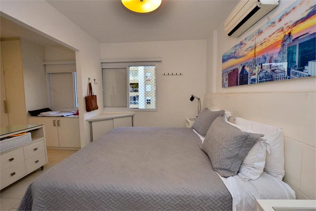 Cobertura à venda com 3 quartos, sendo 1 suíte, em Pinheiros, São Paulo, SP