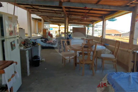 Casa com 156 m², 2 quartos, garagem para 3 carros, à venda no bairro Cerâmica em São Caetano do Sul