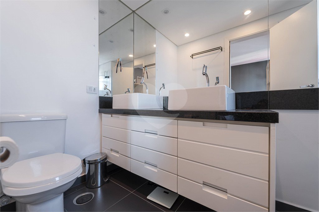 Apartamento à venda com 3 quartos, sendo 1 suíte,  em Vila Mascote, São Paulo, SP