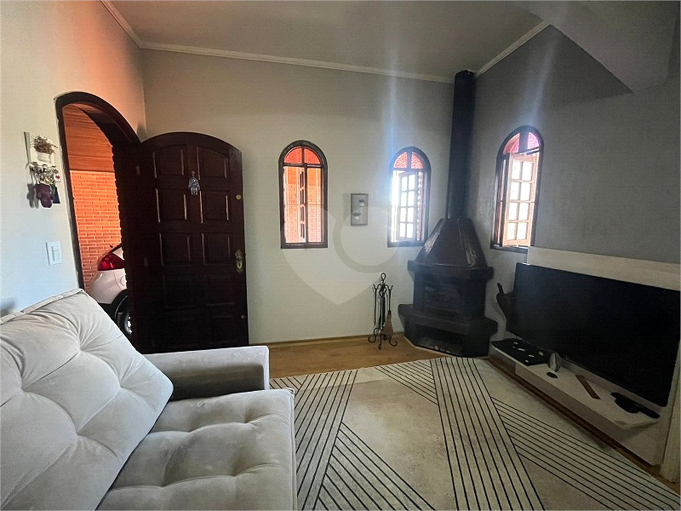 Casa com piscina disponivel para venda com 250m² - Jardim Paris / SP