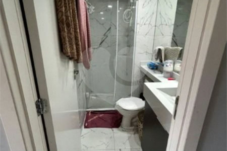 Apartamento com 46m² , 2 dormitórios , à venda na Moóca.