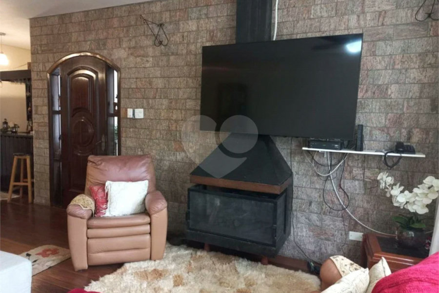 Casa à venda com 3 quartos, sendo 2 suítes, em Jardim Oriental, São Paulo, SP