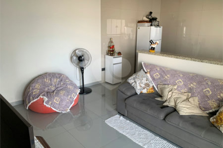 Casa térrea com piscina para venda no Residencial Arcoville