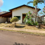 Casa Térrea no Condomínio Damha I,