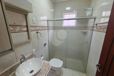 Sobrado 3 quartos 1 suíte e área de lazer