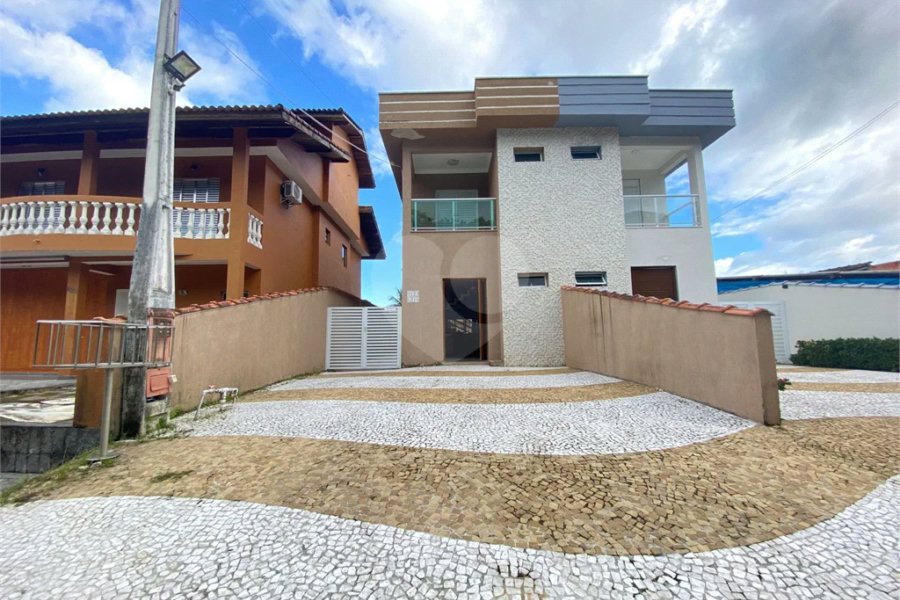 Casa à venda com 4 quartos, sendo 2 suítes,  em Morada da Praia, Bertioga, SP