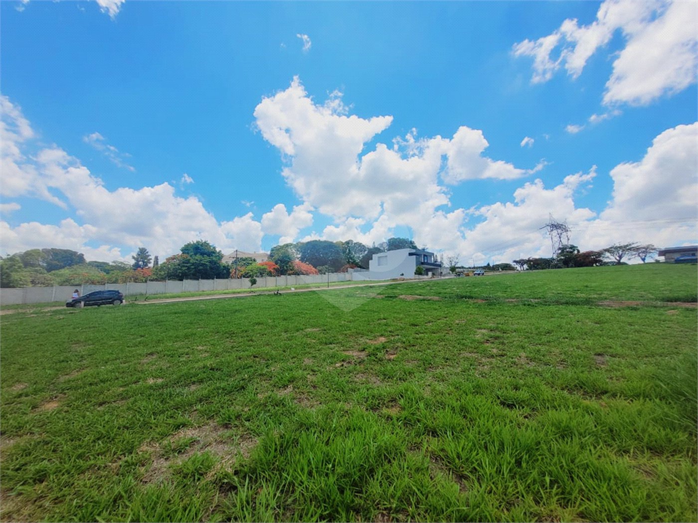 Oportunidade no Condomínio Villa Sapezal com ótima topografia - 360m² – Indaiatuba/SP