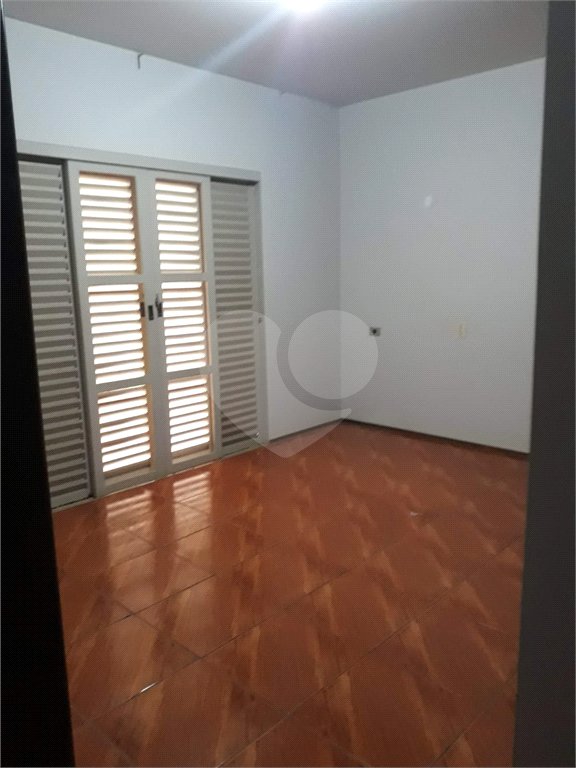 Casa de 3 andares à Venda no Jardim Cardinalli