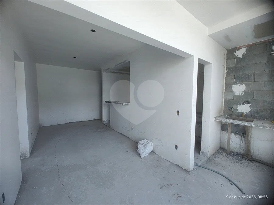 Apartamento 2 dormitórios com 1 vaga de garagem, excelente localização, programa MCMV, pagto parcelado