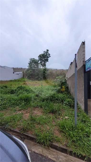 Terreno / Lote a Venda no Residencial Parque dos Pinheiros em Vinhedo/SP
