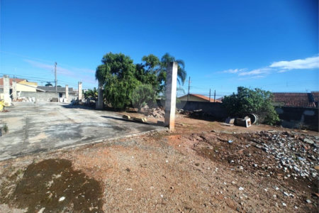 Terreno em Atibaia com 2.784 metros para construção de apartamentos ou salões comerciais, excelente localização
