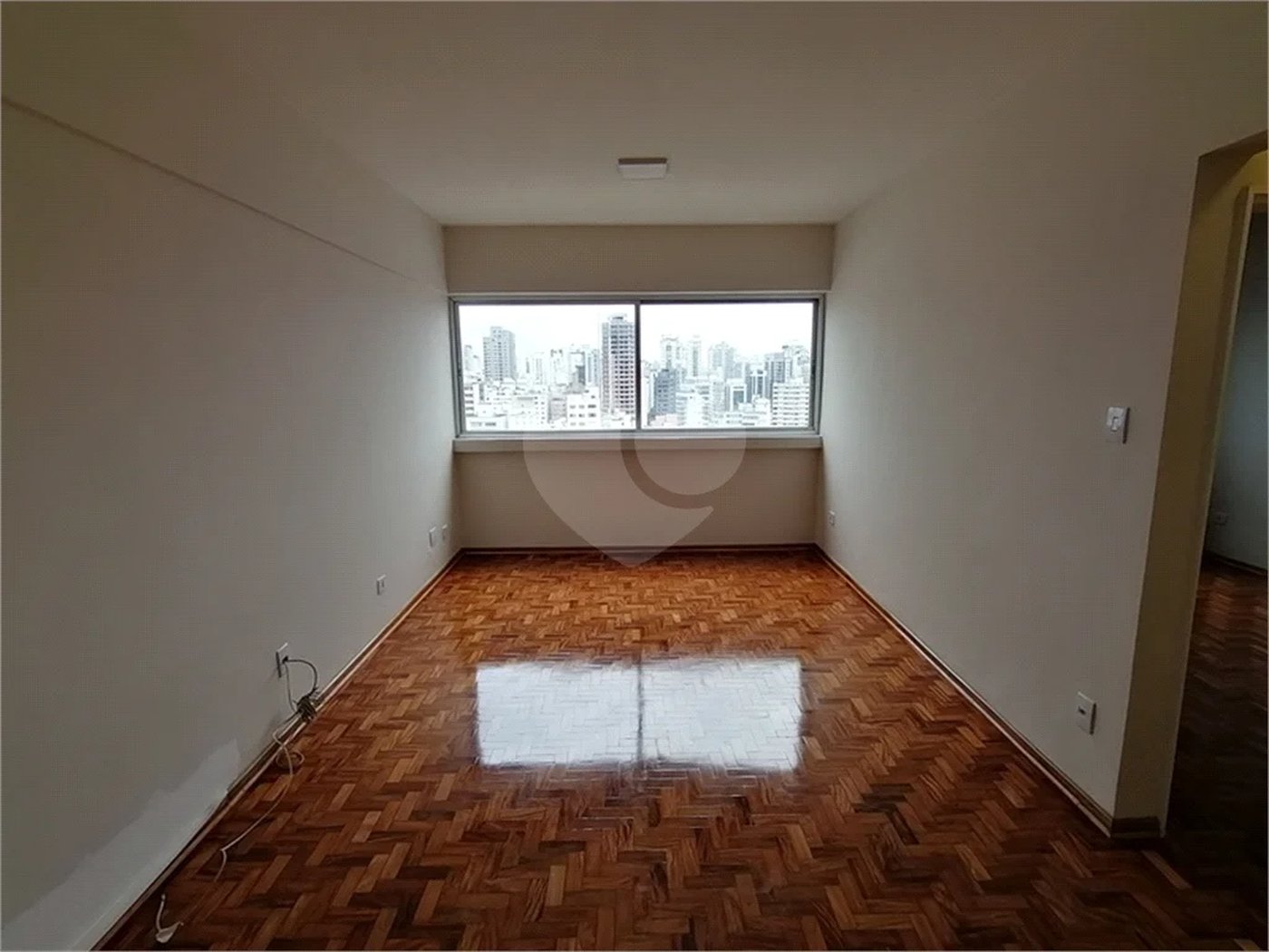 APARTAMENTO À VENDA, 1 QUARTO, GARAGEM, EM HIGIENOPOLIS, 60m2, 100% REFORMADO