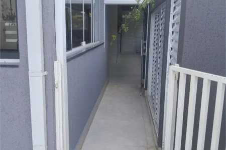 Casa à venda ou para alugar com 4 suítes em Chácaras São Carlos, Cotia, SP