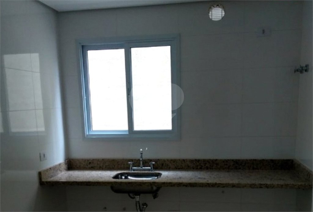 Apartamento com sacada - metrô Tucuruvi - NOVO