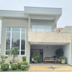 CASA A VENDA CONDOMINIO QUEBEC
