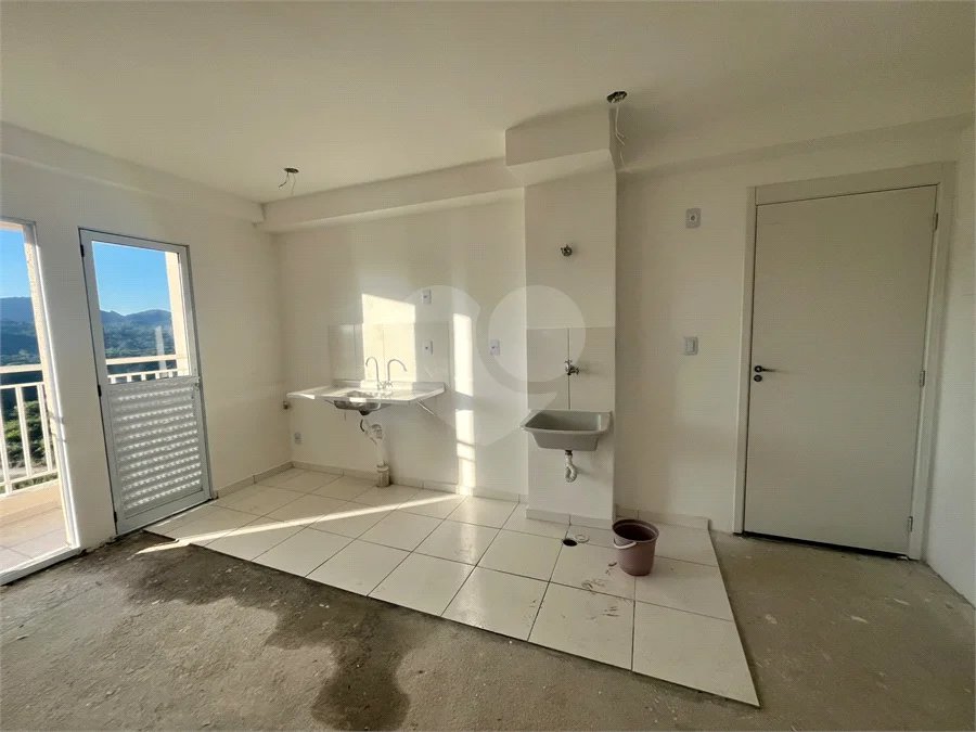 APARTAMENTO À VENDA 45m² 2 quartos -CONDOMÍNIO PARADISE VILLAGE EM BRAZ CUBAS