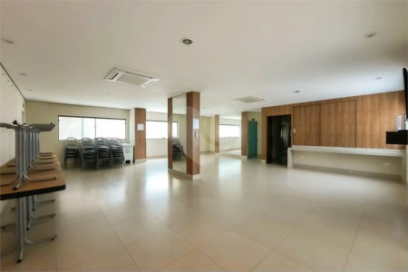 Encante-se com esta sofisticada cobertura no Jardim do Mar! São 4 suítes, piscina privativa, espaço gourmet e 5 vagas. Agende sua visita e surpreenda-se!