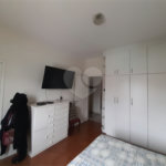 Vende-se: Sobrado de Vila, 2 quartos, Edícula com 1 Suíte, 1 Vaga, Santana!