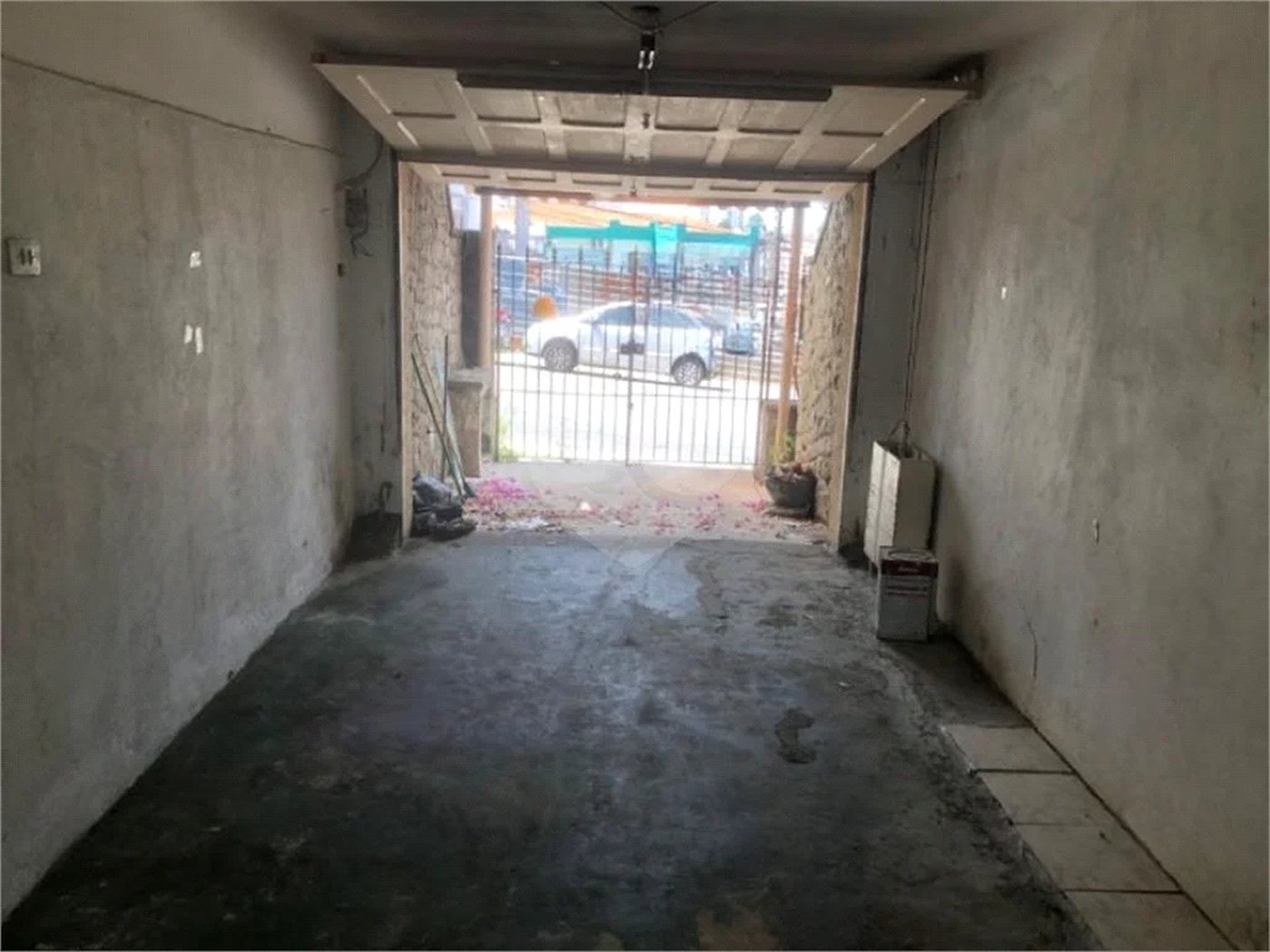 Casa Comercial ou Residencial, Edícula e área de serviço, 3 quartos, sala Ampla, 2 Vagas, 2 quintais, perto do Metrô Tucuruvi-SP