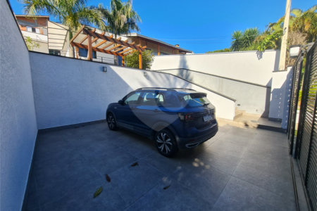 Casa com 4 dormitórios à venda, 214 m² por R$ 1.890.000 - Parque Arco Iris - Atibaia/SP