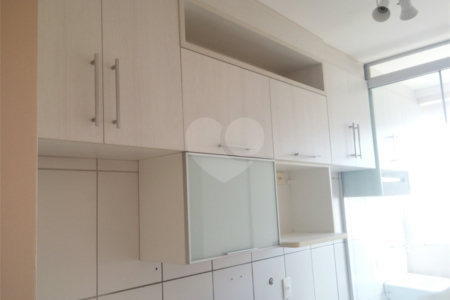 Apartamento no Condomínio Mont Vernon