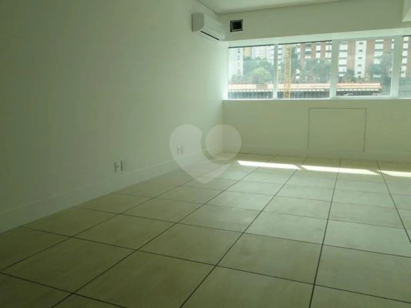Sala Comercial para venda na região do Morumbi!!!