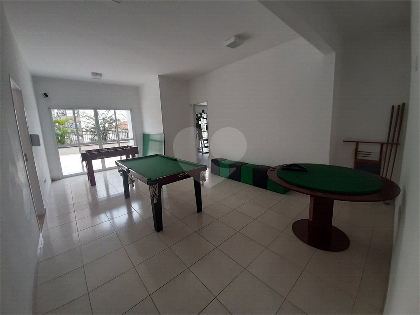 Apartamento 3 dormitórios sacada à venda no bairro de Santana em São Paulo