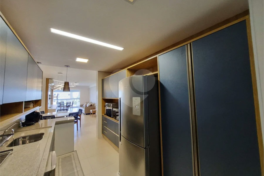 Apartamento à venda com 4 suítes em Riviera de São Lourenço, Bertioga, SP