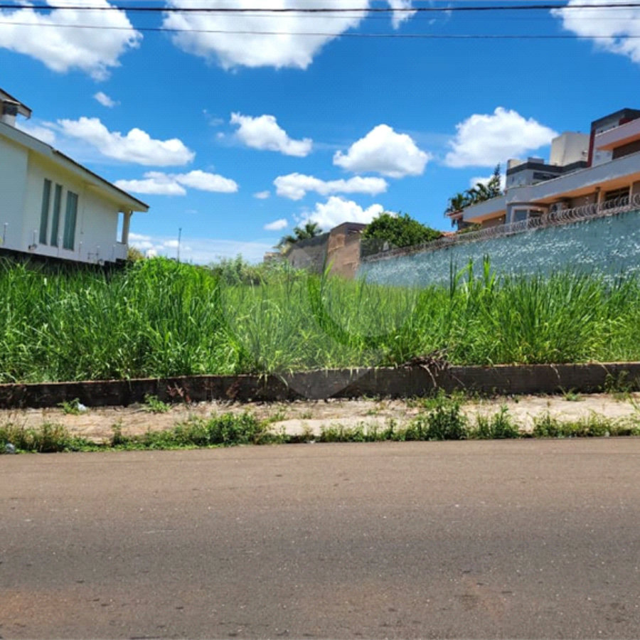 Terreno á venda no Parque Santa Monica