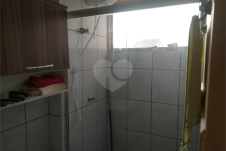 Apartamento no Condomínio Residencial Jardim das Torres.