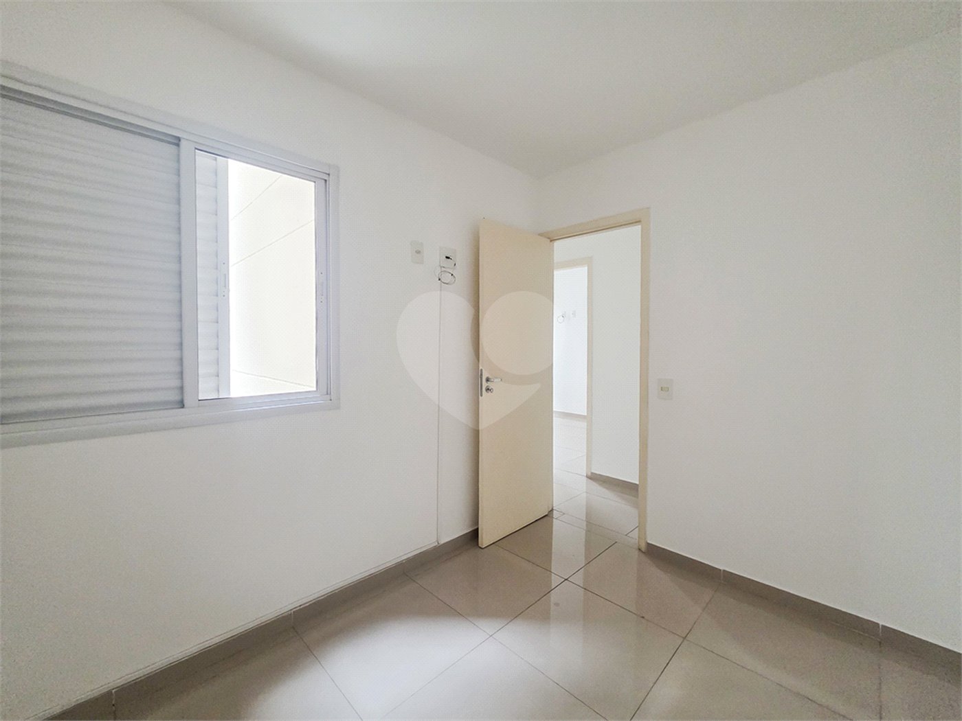 Apartamento - Saúde - 3 Quartos / Dormitórios - 1 Vaga - Venda / Compra