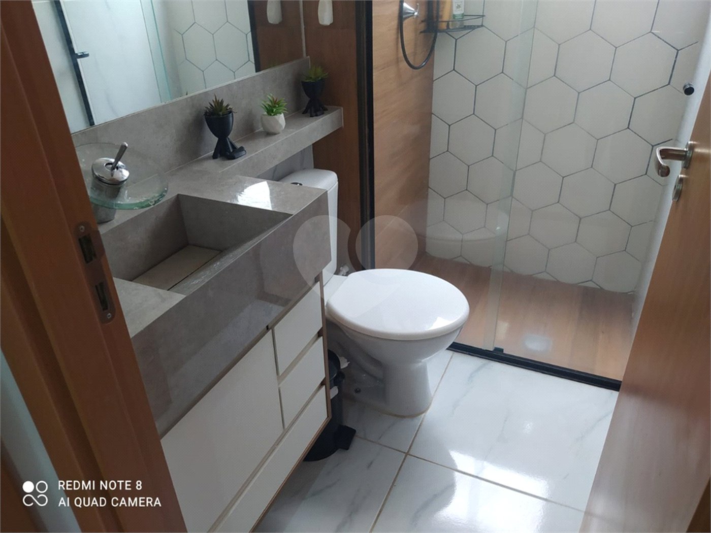 Apartamento para venda ou locação no Condomínio Monte Stella.