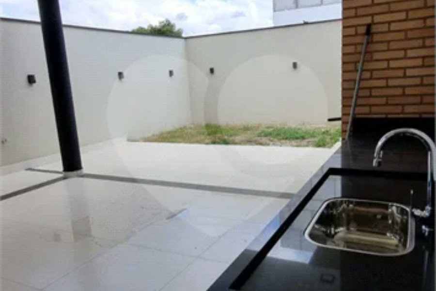 Casa à venda no Condomínio Agapé