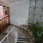 Casa com edícula no Abdelnur.