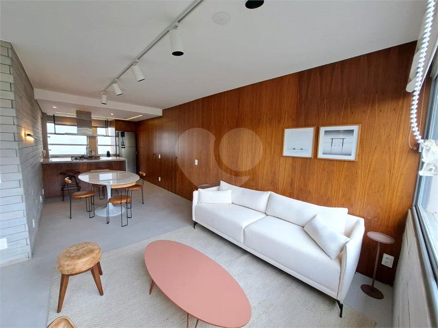 Apartamento mobiliado de 85 m² no Itaim Bibi | 3 dormitórios, 1 suíte e 1 vaga