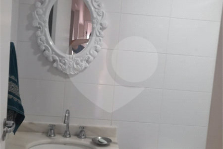 Apartamento na Mooca com 77m2 com 3 dormitórios sendo 1 suíte, 3 banheiros, 2 vagas de garagem