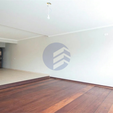 Sobrado à venda 240m² com 4 quartos, sendo 1 suíte, em Jardim Peri Peri a 650 metros do Metrô Vila Sônia