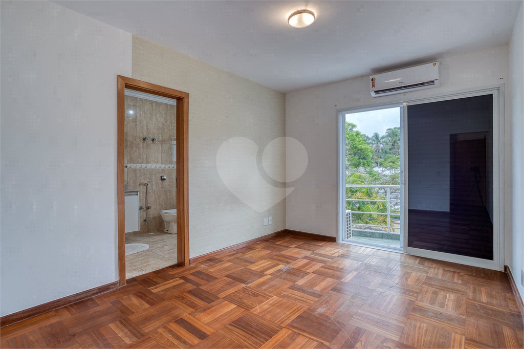 Casa à venda com 4 suítes em Chácara Monte Alegre, São Paulo, SP