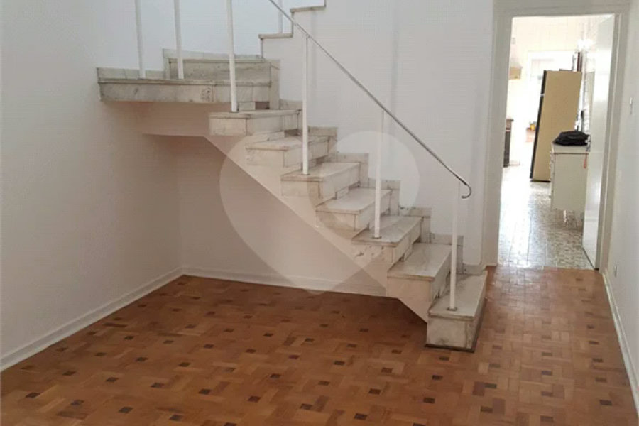 Sobrado à venda com 3 quartos, sendo 1 suíte, em Brooklin, São Paulo, SP