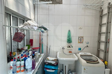 Sobrado venda no Alto da Mooca, com 266m2, 4 quartos, 3 salas, área gourmet e 2 vagas de garagem