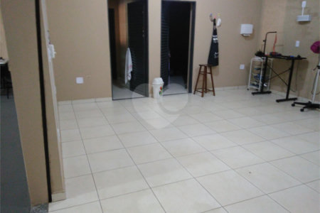 Galpão Comercial.