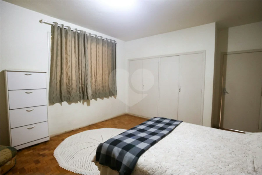 Casa à venda com excelente localização comercial