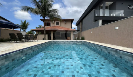 Casa à venda com 5 quartos, sendo 3 suítes,  em Morada da Praia, Bertioga, SP
