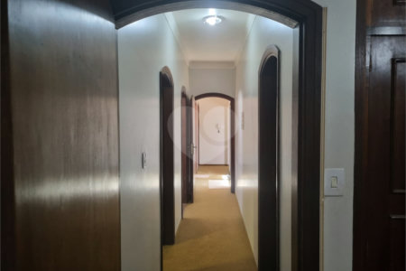 Casa comercial para locação no Centro
