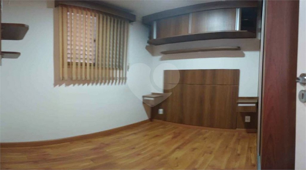 Apartamento no Res. Spazio Mont Royal